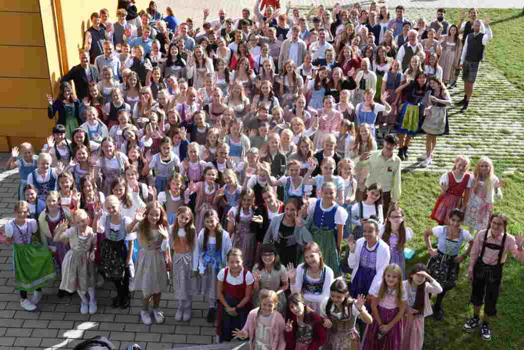 Gruppenfoto in Tracht